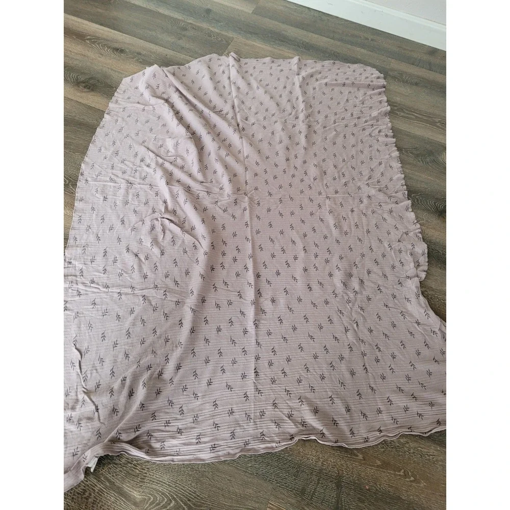 Kate Quinn Mauve Ribbed Knit Botanical Sprig Swaddle Blanket 46 x 46 #7